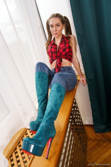 Anna O In Denim And Boots 5
