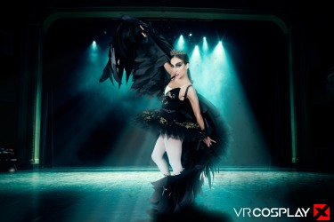 Black Swan A Xxx Parody With Alexis James 2