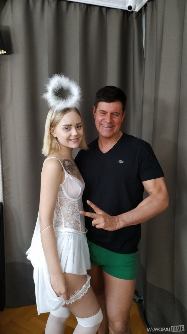 Emily Cutie Gets Nailed By Porno Dan 1