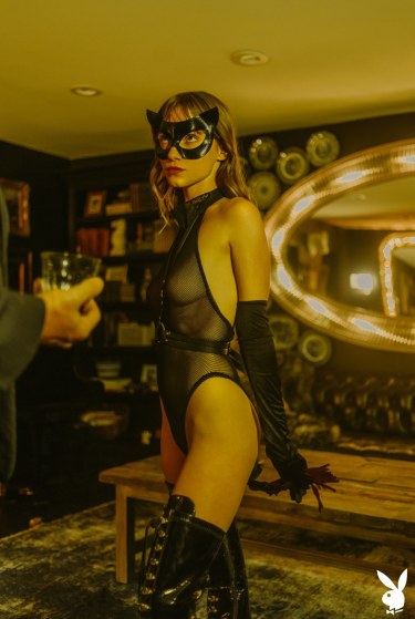 Fetish Girl Nastasia Celeste In Black Boots 1