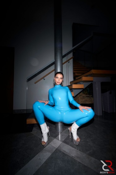 Ivy Lebelle In Latex And Lust 2