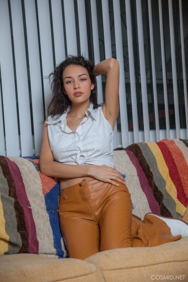 Jessem Floyd In Leather Pants 2