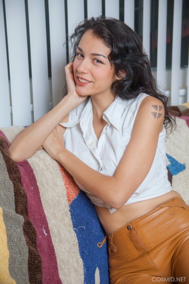 Jessem Floyd In Leather Pants 3