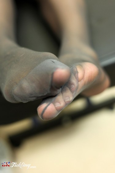 Layla Brown In Black Tights 11