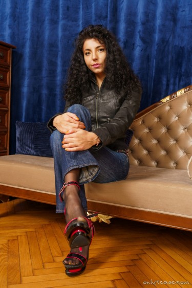 Mini Mitzix In Leather Jacket And Nylons 4