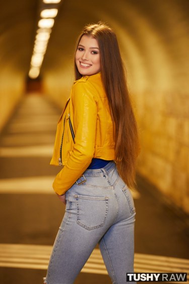 Olivia Sparkle In A Parking Garage 3