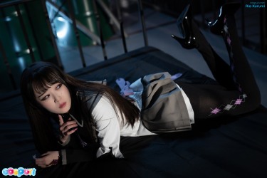 Ria Kurumi In Black Nylons 4