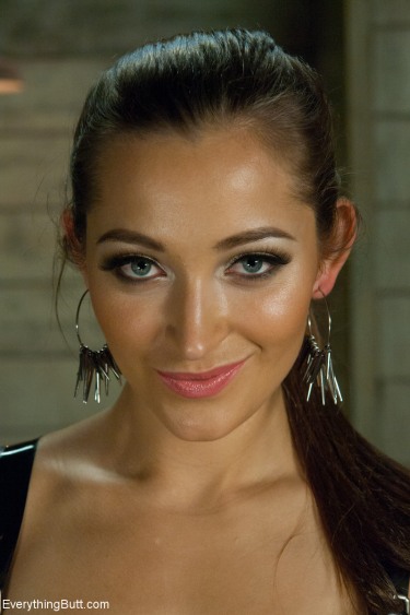 Sexy Brunette Latex Domme Dani Daniels 2