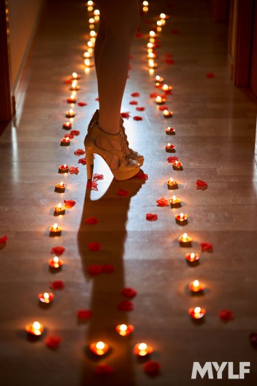 Sexy Nurse Canela Skin Gets Assfucked 7