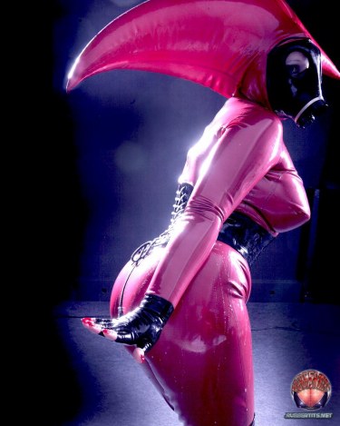 Alien With Lady Avengelique 16