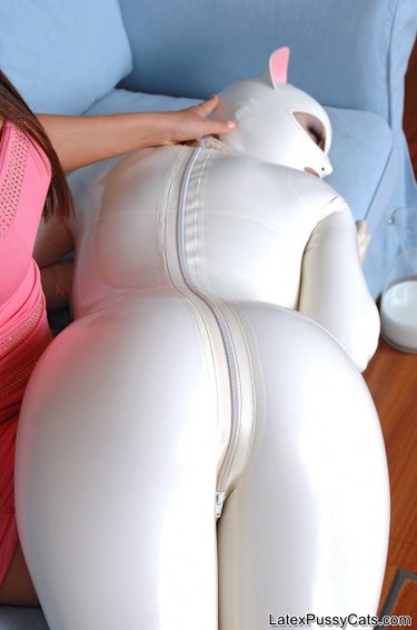 Angelica Heart And Latex Lucy 8