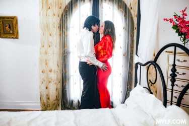 April Spotlight Your Squirting Toy Aderes Quin 11