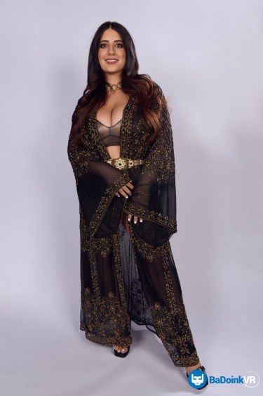 Arabian Night Starring Sarah Arabic 1