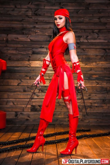 Ariana Marie In A The Offenders Parody 1