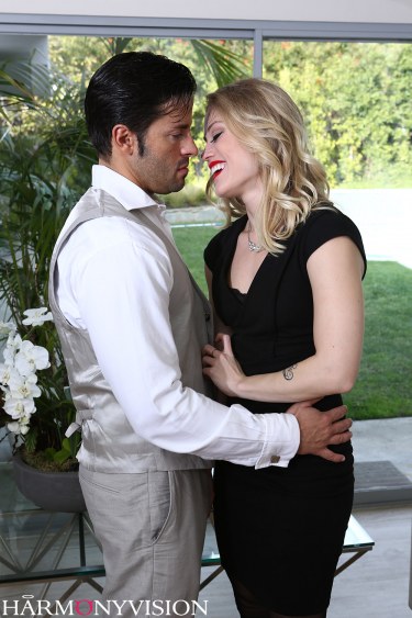 Ash Hollywood Fucks With Her Husband 2