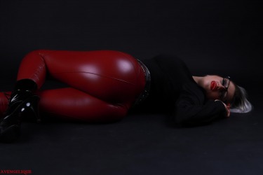 Asstight Berry Pants 11