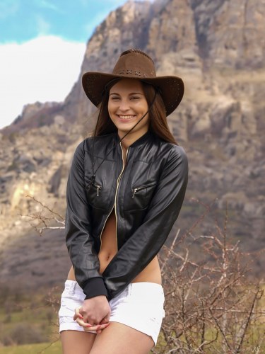 Batty O In Batty Hot Farmgirl 1