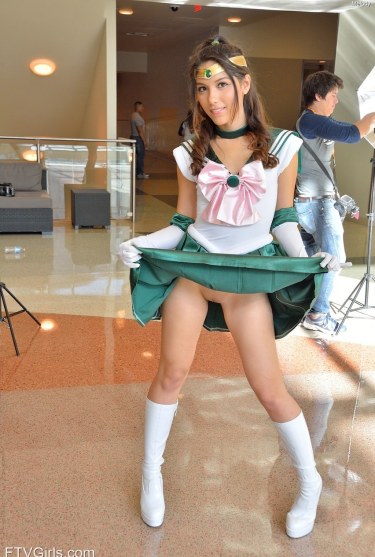 Beautiful Brunette Cosplay Girl Melody Wylde 10