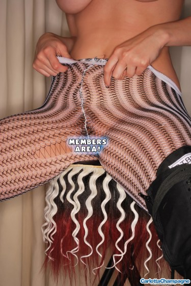 Carlotta Champagne In Ga Ga 13