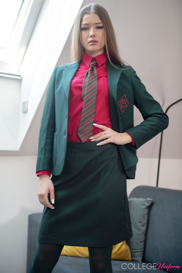 Casting Day Starring Olivia Sparkle 1