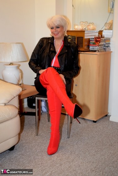 Dimonty In Red Thigh Boots 1