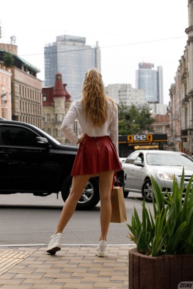 Dreaming In A Park With Regan Budimir 10