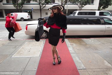 Elegant Maitresse Madeline Marlowe 10