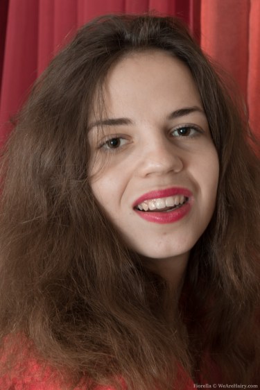 Fiorella Strips Naked On Her Bed With Ease 1