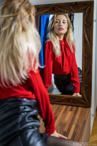 Francheska In Upskirt Thrill 12