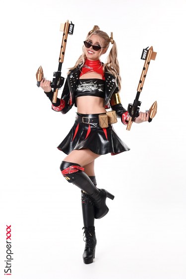 Freya Mayer In Burn Zone Zero 2