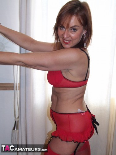 Georgie Kinky In Red 3