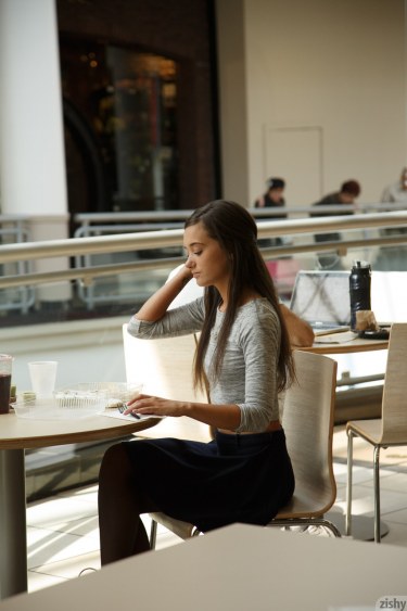 Gia Paige Flashes In Public 1