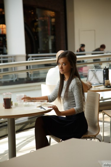 Gia Paige Flashes In Public 2