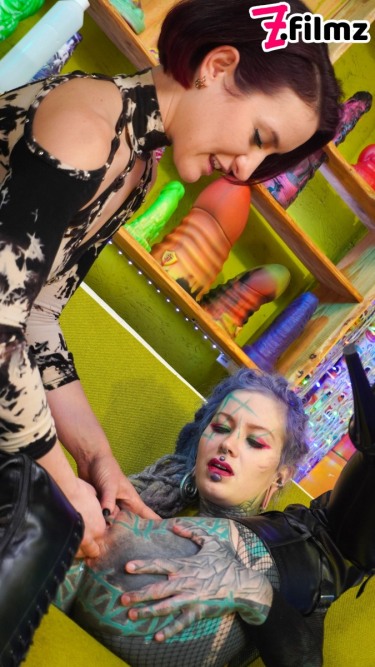 Hard Anal Play With Big Toys 6