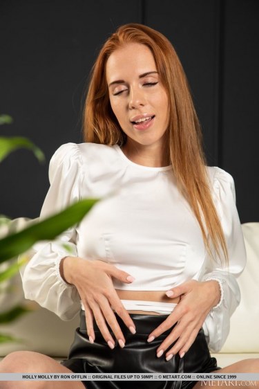 Holly Molly In Puzzle 3