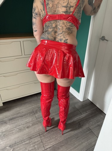 Inked Milf In Red Latex 2