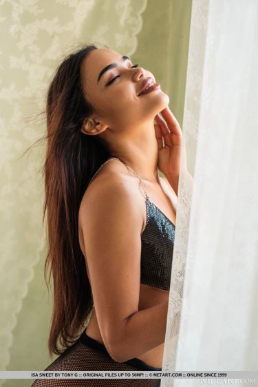 Isa Sweet In Dream View 4