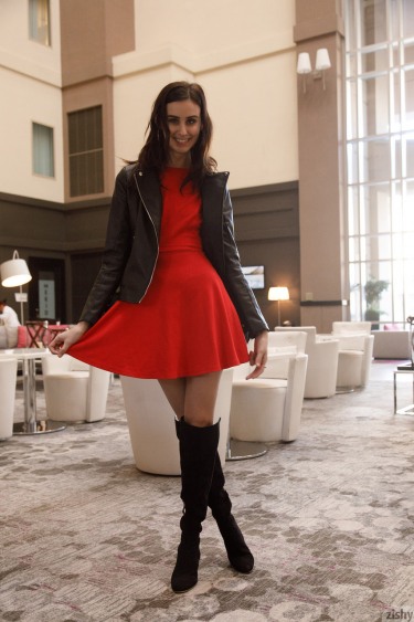 Jasmine Simco In Nice Amenities 2