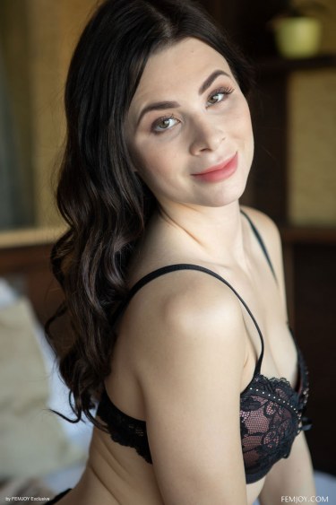 Jenny Doll In Golden 3