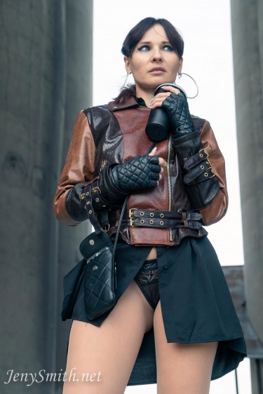 Jeny Smith Flashes In Public 2