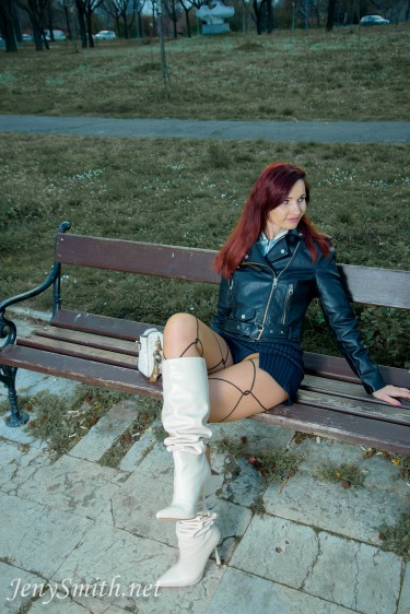 Jeny Smith In The Park 11