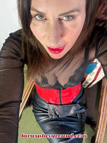 Jerk Off With Me With Lara Latex 1