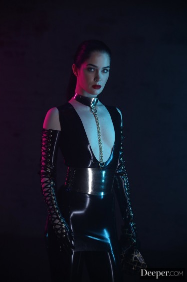 Joanna Angel And Evelyn Claire In Valley Of The Fuck Dolls 7