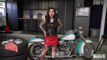 Joanna Angel In Biker Babe Fucks The Mechanic 1