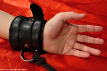 Julie Night With The Fucking Machine 2