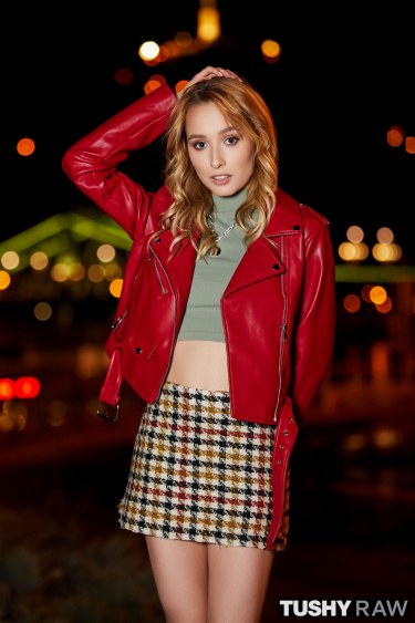 Kelly Collins In Leather Jacket 9