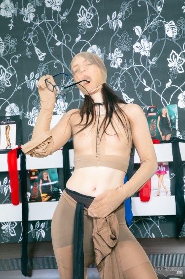 Kinky Encasement Session With Ally 12