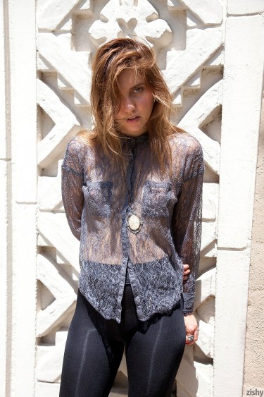 Koya Ward In Public 7