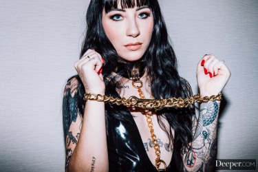 Latex Glad Charlotte Sartre Fucked By Seth Gamble 3