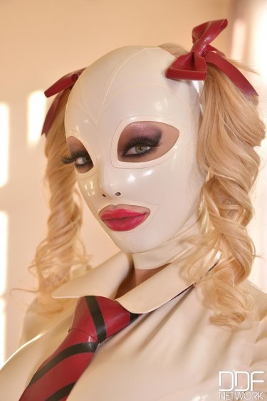 Latex Lucy Masturbates On A Red Couch 1